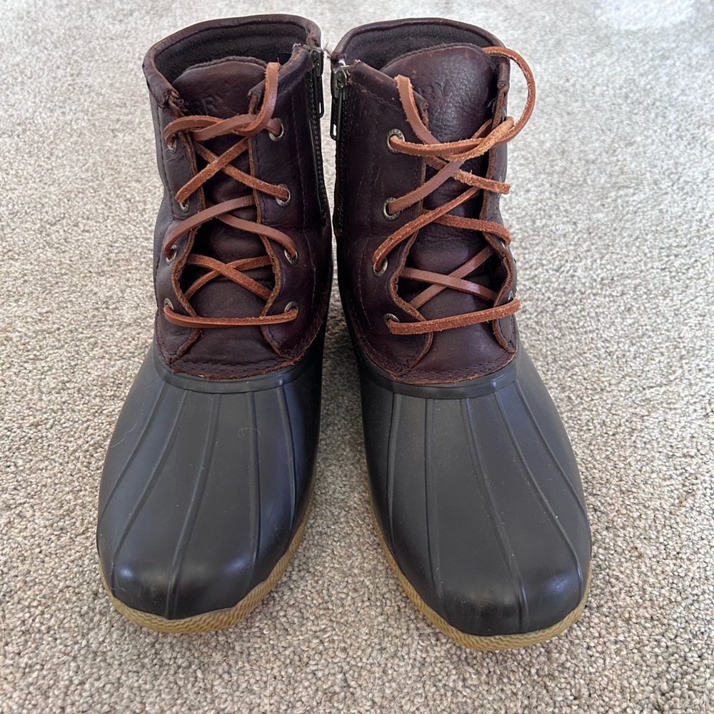 Women’s Sperry duck boot